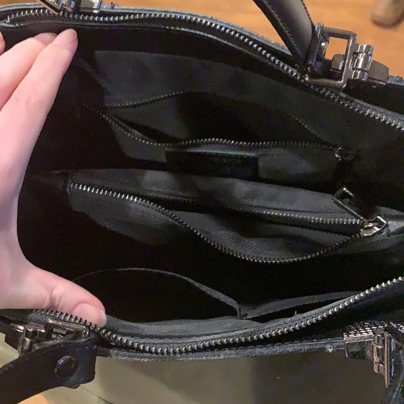 Cielo Celeste Genuine Leather Purse - Picture 2 of 6